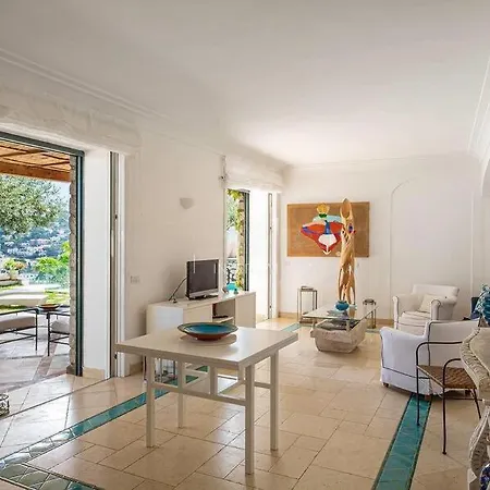 Villa 5br Castello - What'app - 0049-1762-5840-693 - For Reservations! Capri